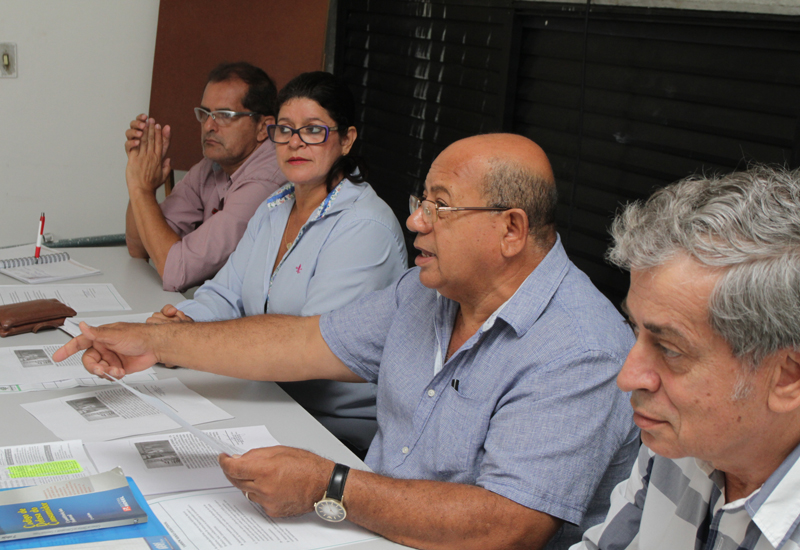 Reunião discute atendimento em agências bancárias de Camaçari (Foto: Adenilson Nunes)