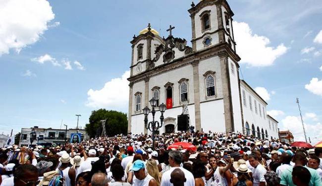 Festa religiosa ganha ares de disputa política e testa popularidade de candidatos e partidos (Foto: Fernando Vivas | Ag. A TARDE | 15.01.2015)