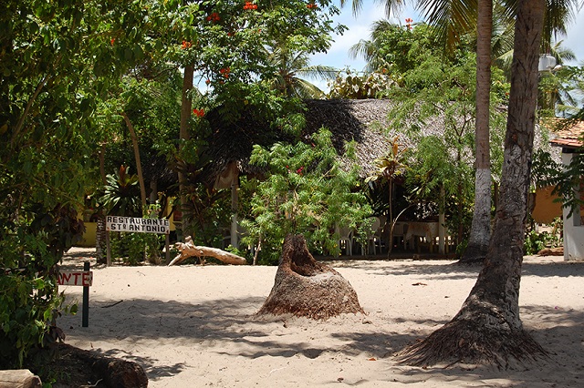 Paradisíaca Vila de Santo Antônio