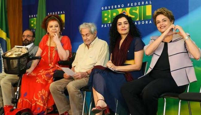 Evento reuniu artistas e intelectuais contrários ao impeachment de Dilma (Foto: Roberto Stuckert Filho | PR)