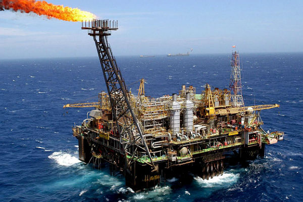O nosso pré-sal foi entregue à multinacionais estrangeiras como Chevron, Shell e algumas outras