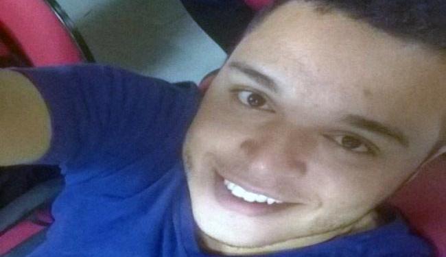 Rodrigo era estudante universitário e membro da Igreja do Evangelho Quadrangular Rodrigo era estudante universitário e membro da Igreja do Evangelho Quadrangular