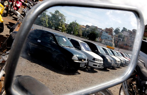 Os leilões acontecem nos dias 14 e 15 de abril; lances variam entre R$ 50 e chegam a R$ 3 mil (Foto: Elói Corrêa/GOVBA)