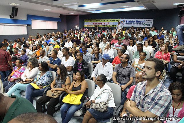 Audiência pública na Câmara debate greve dos servidores municipais de Camaçari
