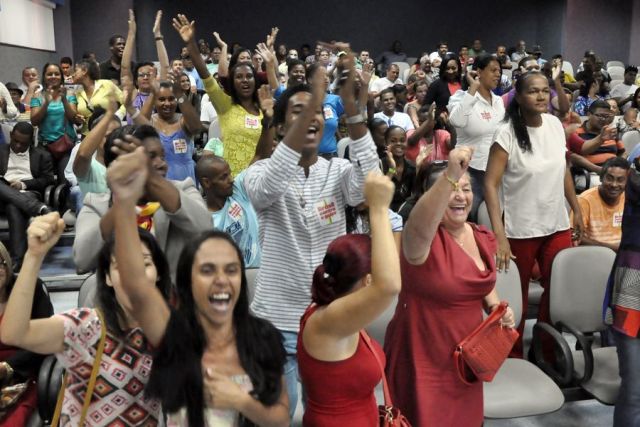 Mulheres ocuparam a Câmara de Vereadores de Camaçari (Foto: Marcelo Ferrão)