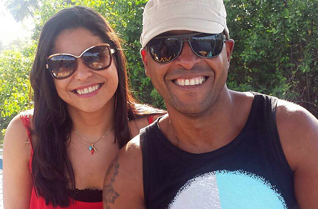 Sandra Denise era professora e vice-diretora da escola e estava casada há 21 anos com Valdiógenes (Foto: Reprodução/ Facebook)