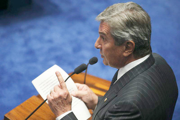 Ele criticou a Lei do Impeachment e considerou que o todo sistema está em ruínas (Foto: Fabio Rodrigues Pozzebom/Agência Brasil)
