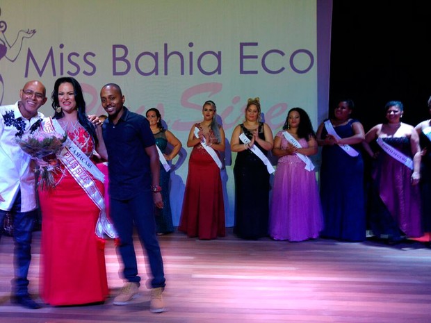 Vencedora do Miss Plus Size em Salvador; evento foi realizado neste domingo (Foto: Divulgação)