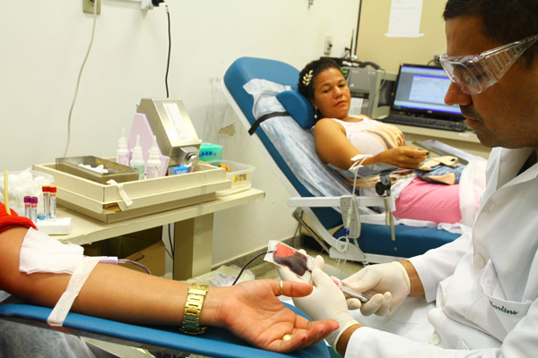 Em Camaçari, a unidade de coleta fica no HGC (Foto: Adenilson Nunes)