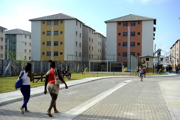 Caixa Econômica Federal quer dinamizar obras de 15 mil unidades do programa Minha Casa, Minha Vida (Foto: Fernando Frazão/Agência Brasil)