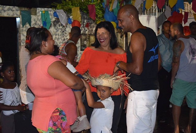 Pré-candidata faz ‘maratona’ para prestigiar festas juninas