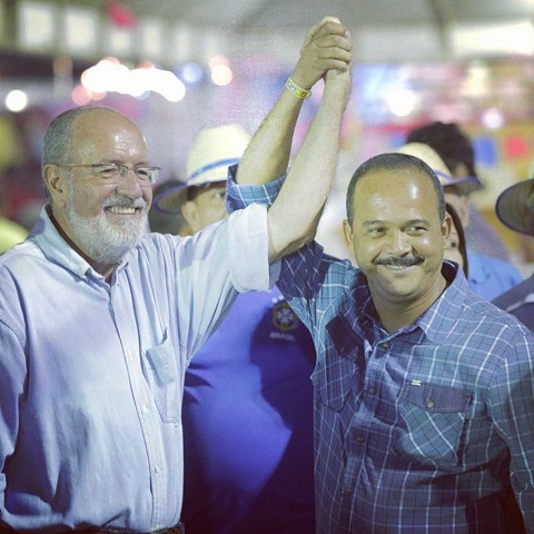 Tude e Elinaldo se encontram no Camaforró