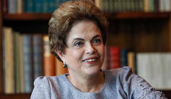 Presidente afastada é alvo de um processo de impeachment em análise no Senado