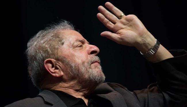 De acordo com a pesquisa, Lula foi o candidato mais citado nas intenções de votos espontâneas (Foto: AP Photo | Felipe Dana)