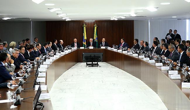 Governadores reuniram-se com Meirelles e Temer (Foto: Wilson Dias l Agência Brasil)