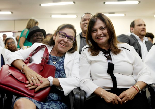 Lídice da Mata e Alice Portugal (Foto: Amanda Oliveira/GOVBA)