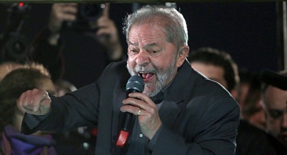 Os inquéritos e processos de busca e apreensão e quebra de sigilos que têm como alvo o ex-presidente Luiz Inácio Lula da Silva e sua família foram reativados, nesta sexta-feira, 24, pelo juiz federal Sérgio Moro