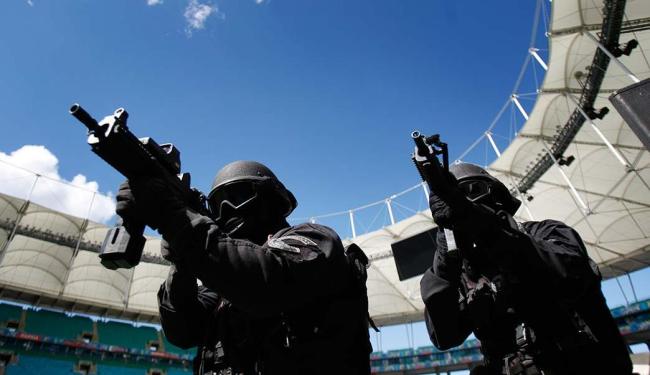 Foi realizado, em Salvador, um simulado de atentado com homem bomba na Fonte Nova (Foto: Raul Spinassé | Ag. A TARDE)