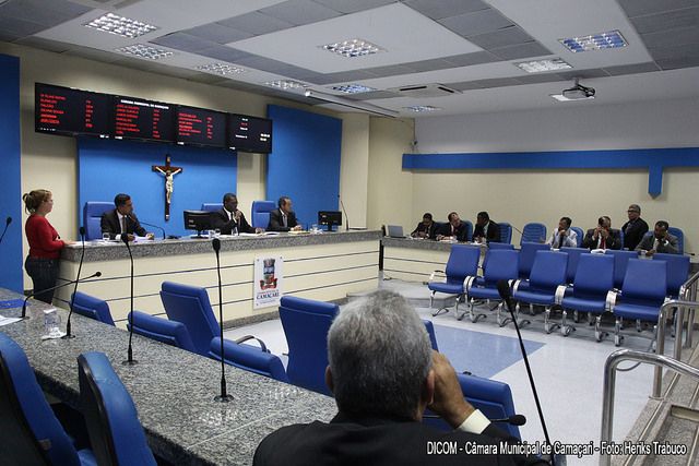 O reajuste foi dividido em duas parcelas, sendo 5% retroativo a 1º de janeiro e 5,67% a partir de dezembro de 2016