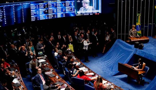 Nesta segunda, 29, os senadores ouviram a defesa da presidente afastada Dilma Rousseff (Foto: Ueslei Marcelino | Agência Reuters)