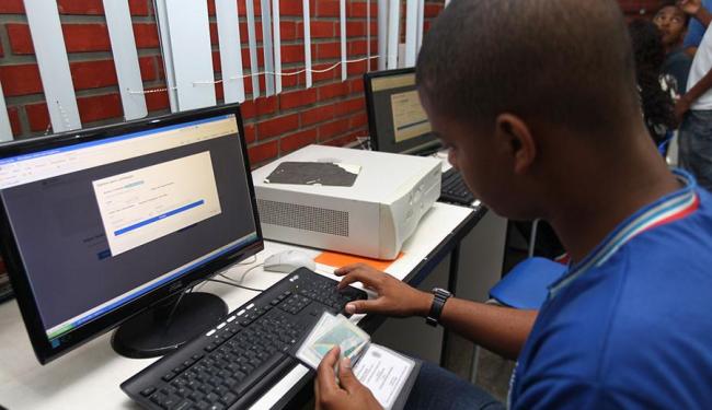 Recadastramento dos estudantes deve ser realizado até a próxima sexta-feira, 19 (Foto: Elói Corrêa | Divulgação | GOVBA)