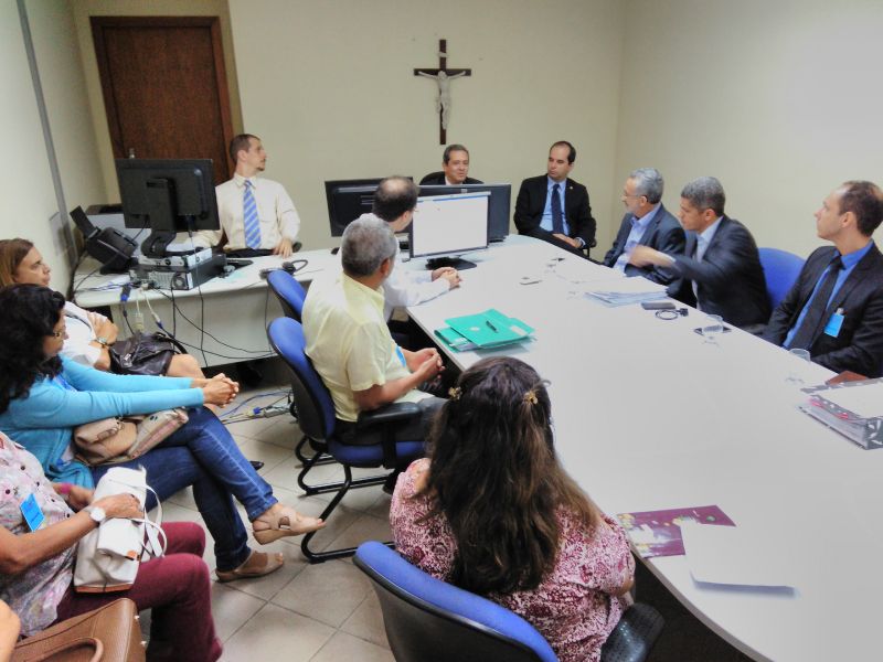 Acordo entre médicos e município encerra paralisação de quatro meses Acordo entre médicos e município encerra paralisação de quatro meses