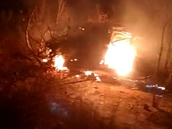 Homem morre carbonizado após ficar preso pelo cinto de segurança na Bahia (Foto: Blog Itiruçu Online)