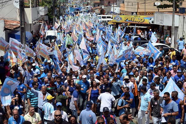 Time azul realiza caminhada entre a Piaçaveira e o Novo Horizonte