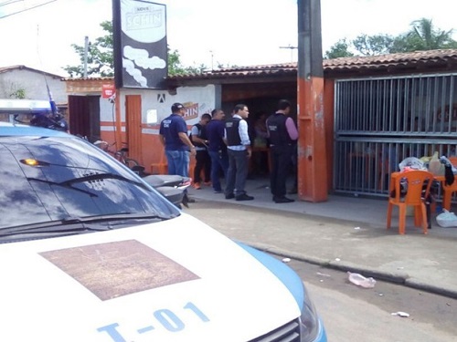 Operação revistou estabelecimentos próximos ao presídio regional de Feira de Santana (Foto: Divulgação: Polícia Civil)