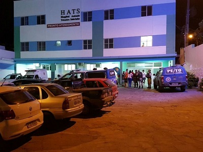 Jovem foi levado para hospital após ser baleado (Foto: Site Augusto Urgente)