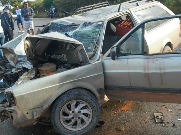 Acidente ocorreu na BA-142, entre Barra da Estiva e Ibicoara (Foto: Site Destaque Bahia)
