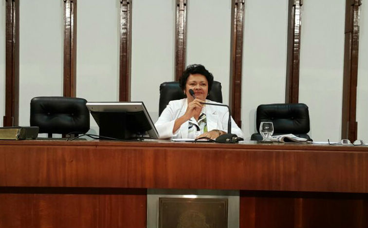 Deputada Luiza Maia (PT)