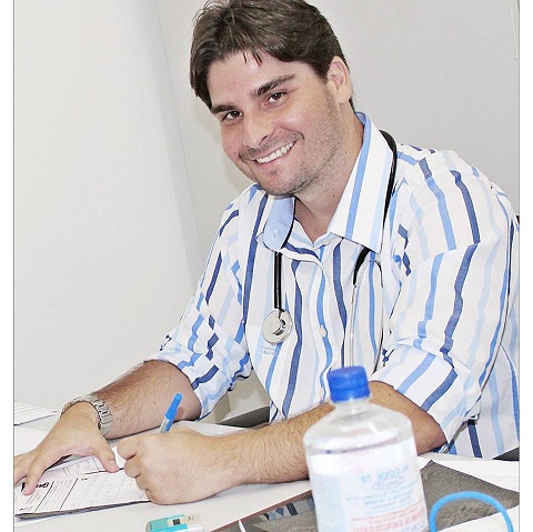 Dr. Artur Sampaio