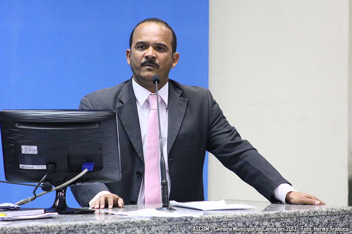 Apoiadores de Elinaldo preparam recepção para o prefeito eleito na Câmara