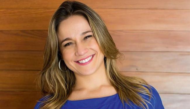 A apresentadora assumiu o namoro com a jornalista Priscila Montandon (Foto: Divulgação) A apresentadora assumiu o namoro com a jornalista Priscila Montandon (Foto: Divulgação)
