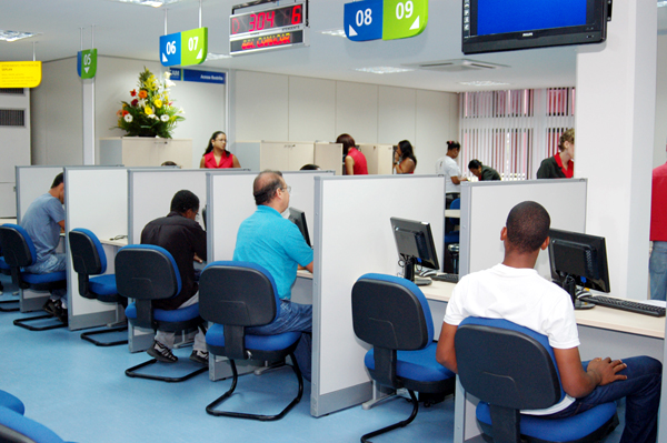 Isenção do IPTU é requerida nas Central de Atendimento Municipal (Foto: Foto: Nelinho Oliveira )