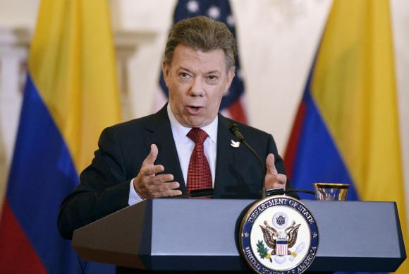 Juan Manuel Santos, presidente da Colômbia, recebe o Prêmio Nobel da Paz (Foto: EPA/Olivier Douliery/Arquivo Agência Lusa) Juan Manuel Santos, presidente da Colômbia, recebe o Prêmio Nobel da Paz (Foto: EPA/Olivier Douliery/Arquivo Agência Lusa)