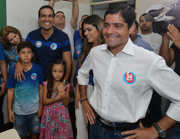 Ele derrotou, entre outros, Alice Portugal e Pastor Sargento Isidório (Foto: Betto Jr/CORREIO)
