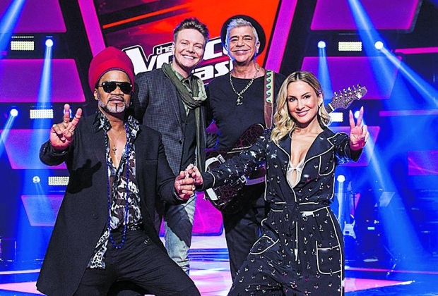 Time: Carlinhos Brown, Michel Teló, Lulu Santos e Cláudia Leitte seguem à frente do reality show (Foto: Reprodução) Time: Carlinhos Brown, Michel Teló, Lulu Santos e Cláudia Leitte seguem à frente do reality show (Foto: Reprodução)