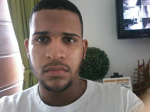 Ronald perdeu os documentos nas imediações do largo do Coco Gelado, no 'Acarajé da Creusa'