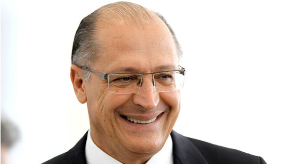 'Fiquei muito contente com os elogios que o governador Geraldo Alckmin fez sobre mim, agradeço e tenho certeza que em um futuro próximo ele tem grandes chances de ser nosso presidente da república', escreveu Maluf