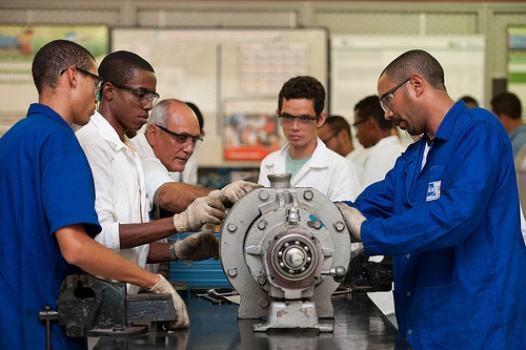 Na Bahia, das 5.410 vagas, 1.082 são gratuitas para cursos técnicos presenciais e a distância (Foto: Divulgação) Na Bahia, das 5.410 vagas, 1.082 são gratuitas para cursos técnicos presenciais e a distância (Foto: Divulgação)