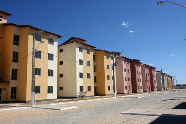 Pela primeira vez no ano, as taxas foram reduzidas em 0,25 ponto percentual ao ano, para pessoas físicas (Foto: Arquivo/CORREIO)