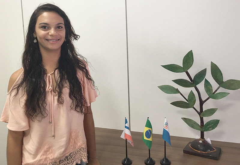Débora Leal é um dos 50 estudantes do Brasil selecionados para Programa (Foto: Kleven Soares)