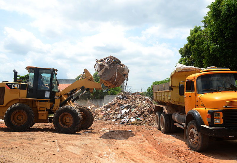 Objetivo é terminar o ano com a cidade limpa (Foto: Aristeu Chagas)