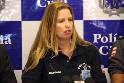 Na próxima semana, a titular da 18ª DT, delegada Thaís Siqueira, vai ouvir os representantes e operários da empresa responsável pelos reparos que estavam sendo feitos na farmácia (Foto: Alberto Maraux)