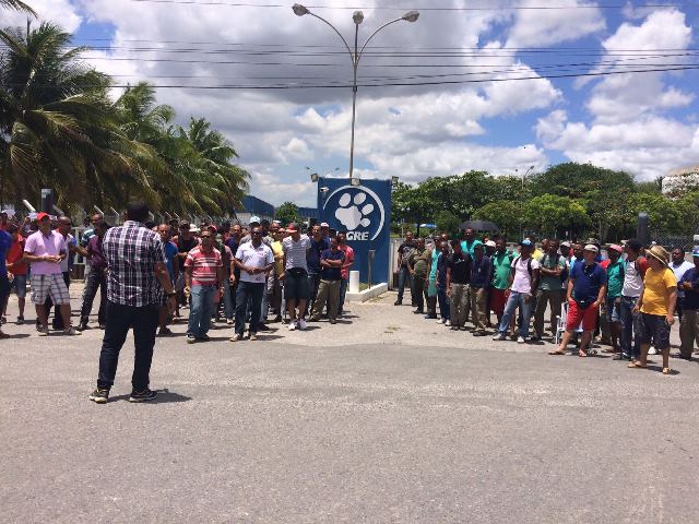 Em solidariedade a luta desses trabalhadores, será realizada uma caminhada na manhã desta sexta-feira (2)