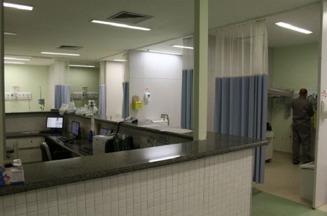 Recepção da UTI 3, onde houve a explosão (Foto: Mauro Akin Nassor/ CORREIO)