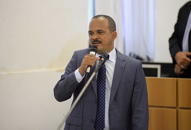 Em reunião, Elinaldo recomenda que secretários economizem ao máximo (Foto: Divulgação)