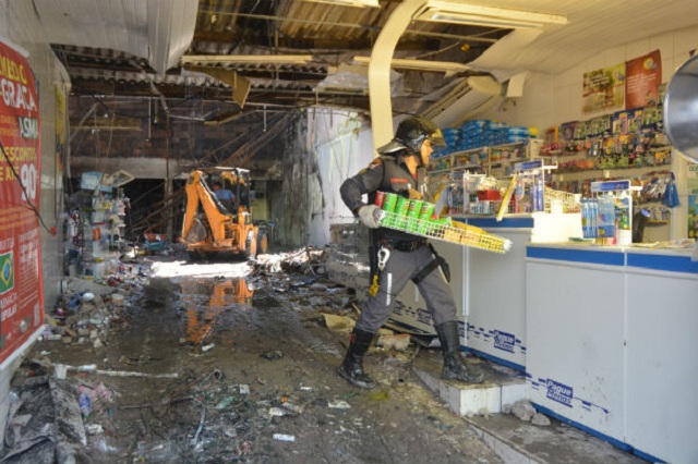 Explosão que aconteceu dentro na unidade matou 10 pessoas no mês passado (Foto: Mauro Akin Nassor/CORREIO)